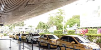 Dumek Turbay garantiza carnetización y capacitaciones en atención al cliente para taxistas en Cartagena