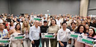 En nueva ‘entregatón’ de CrediChévere, alcalde Char apoya a 267 microempresarios de la ciudad