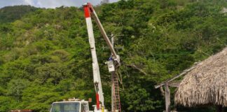 Este martes 31 de marzo Instalan postes en la vía Sabanagrande – Pital de Carlín