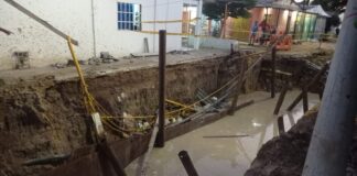 Vigilancia por emergencia en trabajos de alcantarillado en Altos De La Metro en Soledad