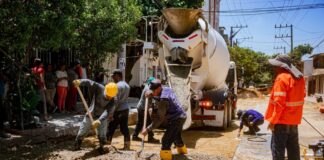 Soledad avanza en el mejoramiento de vías en La Arboleda