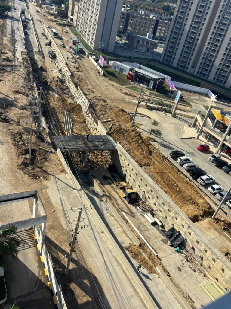 Gran Vía vuelve a frenarse: contratista pide cinco meses más para terminar las obras