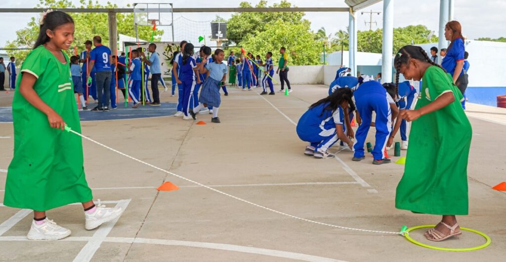 Instituto Departamental de Deportes llevó jornada recreativa a cerca de 200 estudiantes en Monguí