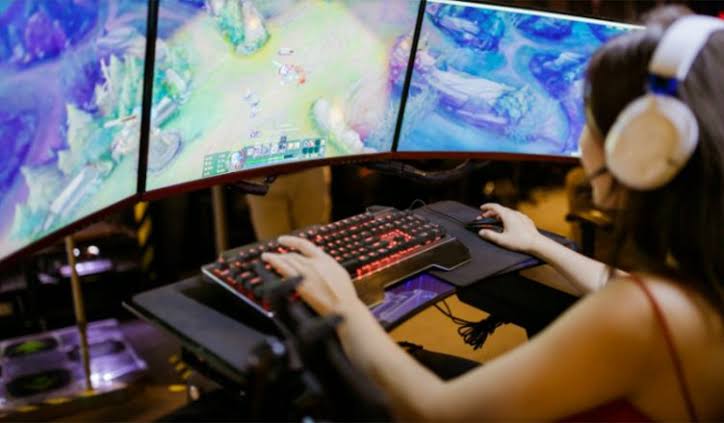 Descubierta maniobra ilícita para enviar registros de abusos sexuales a menores de edad a través de un juego en línea