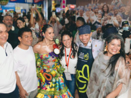 La soberana llegó al tercer día de la feria con ‘Sabor Tropical’,