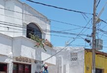 Reposición de elementos eléctricos en un sector del barrio Delicias