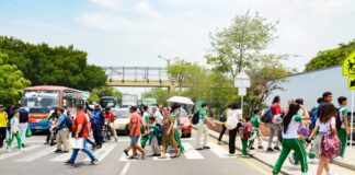 En mesa técnica convocada, rectores y padres de familia expresan preocupación por deterioro del puente peatonal del INEM: el gobernador no asistió