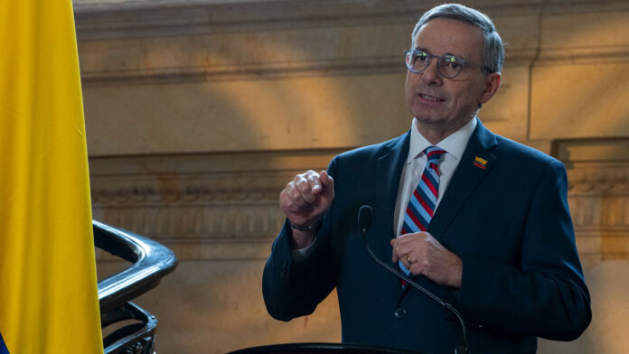Miguel Gómez Martínez, Ministro de Hacienda y Crédito Público