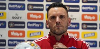 Viera mete la mano y Junior resurge de sus cenizas