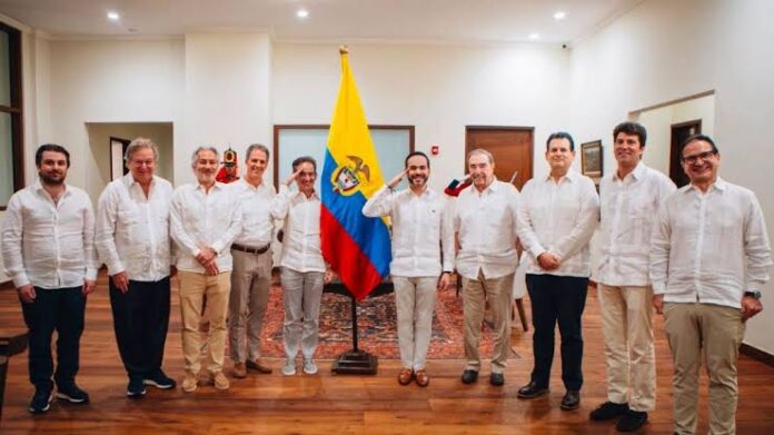CUMBRE DE EMPRESARIOS