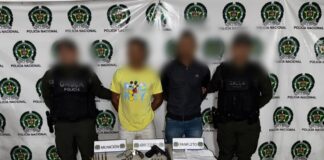 POLICÍA CAPTURA A DOS PRESUNTOS INTEGRANTES DE “LOS PEPES” E INCAUTA ARMAS DE FUEGO EN MALAMBO