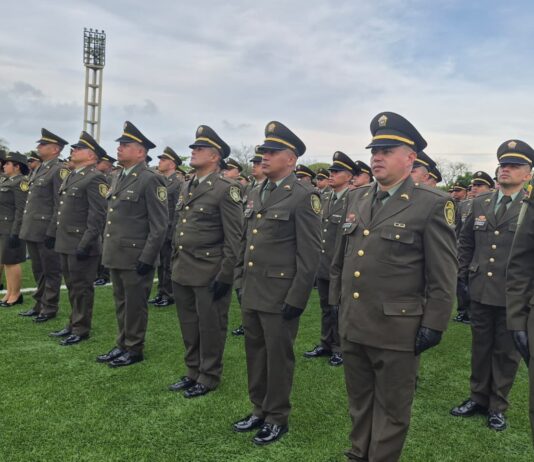 908 POLICÍAS ASCIENDEN EN BARRANQUILLA Y SE SUMAN A LOS 16.442 NUEVOS LÍDERES DE LA POLICÍA NACIONAL