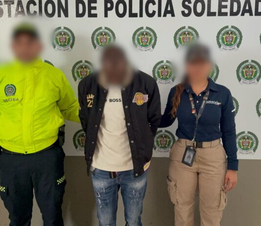 POLICÍA NACIONAL Y MIGRACIÓN COLOMBIA LOGRAN LA EXPULSIÓN DEL PAÍS DE CIUDADANO FRANCÉS, AL PARECER VINCULADO A LOS COSTEÑOS